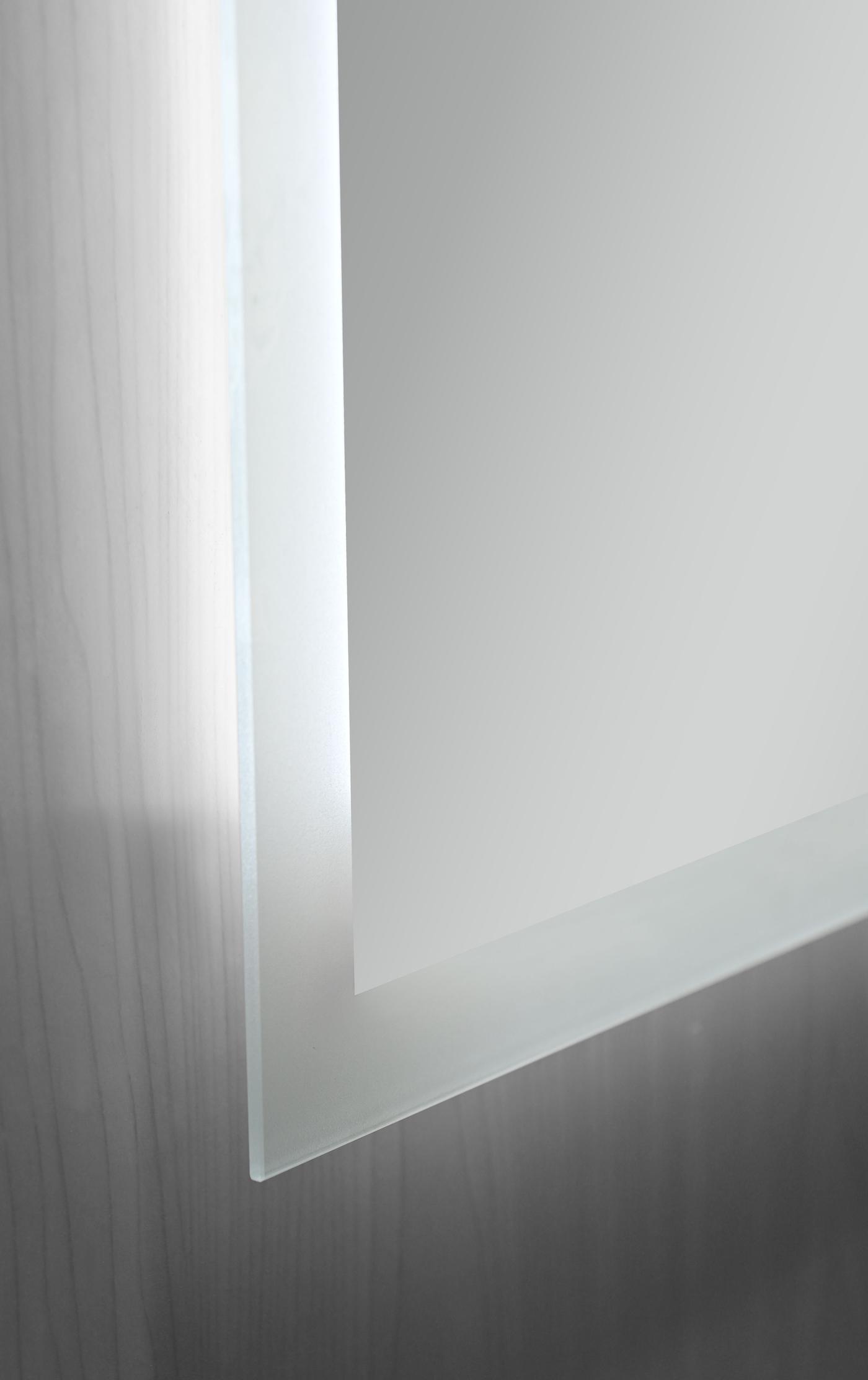 Зеркала с подсветкой MIXXUS FLAT MR04-80x60 Дзеркало (LED Touch, Anti-fog, димер, регулювання яскравості, годинник) (MI6928)