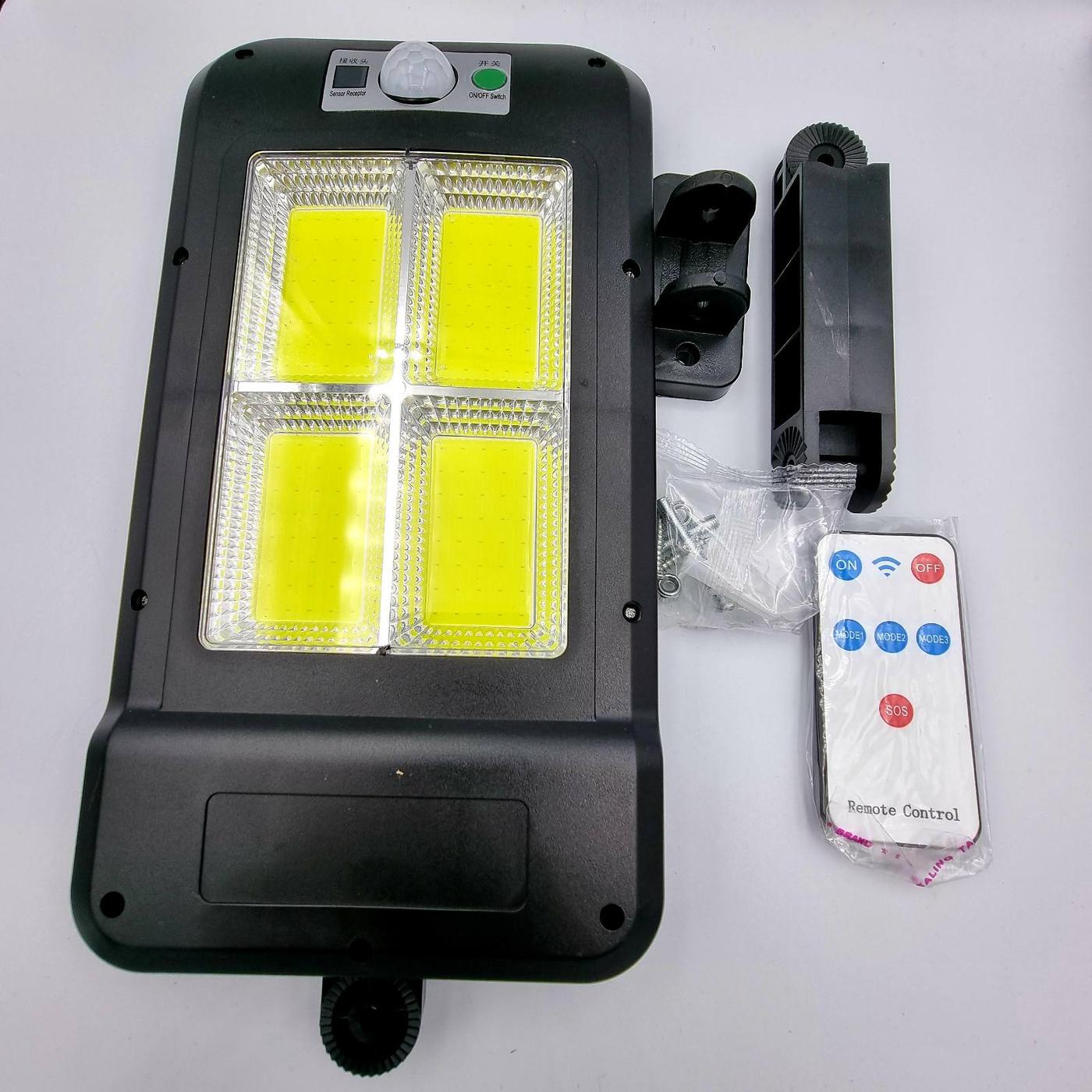 Фонари на солничных батареях LED-Фонарь уличный, солнечная батарея, датчик день/ночь, датчик движения, пульт 451