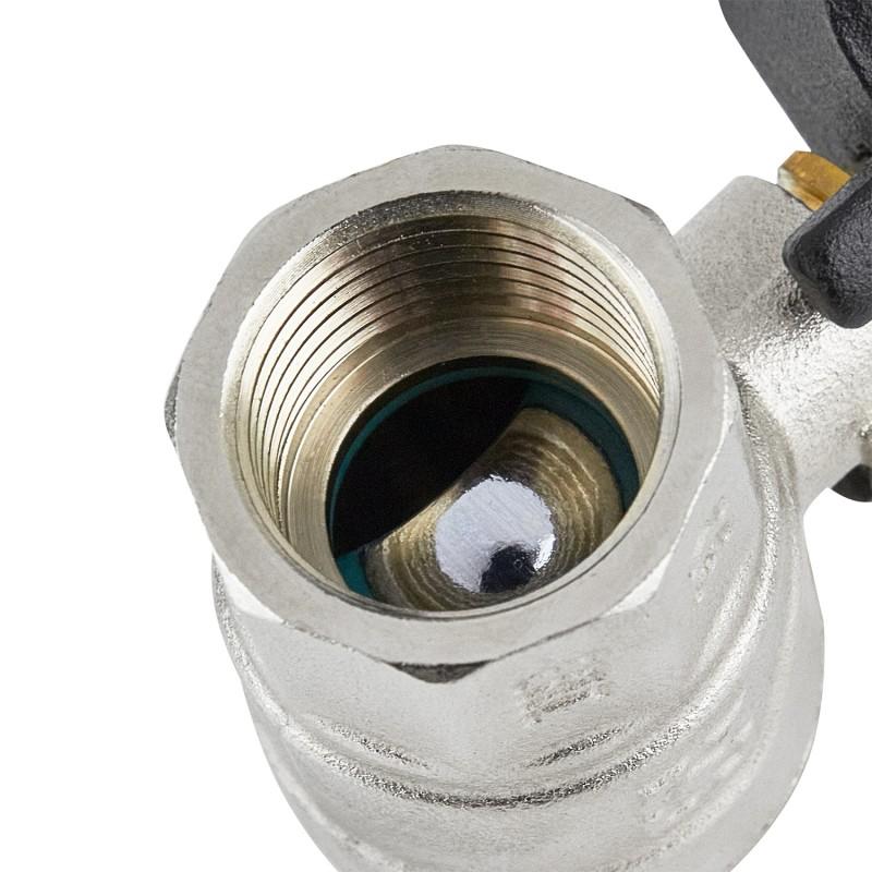 Краны серии Black Raftec BLACK Кран шаровый DN32 (1 1/4) нв черная ручка DRH41