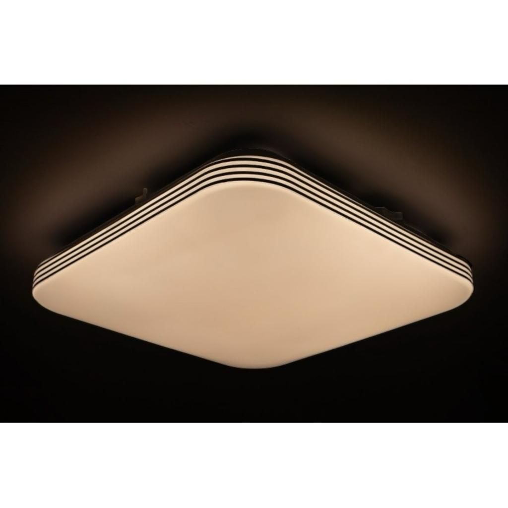 LED-Світильники настінно-стельові (накладні) Vestum QUATRO LED-Світильник 24W 2100Lm 4000K 330*330*60мм. без пульта (білий мат/срібло) VS-80053