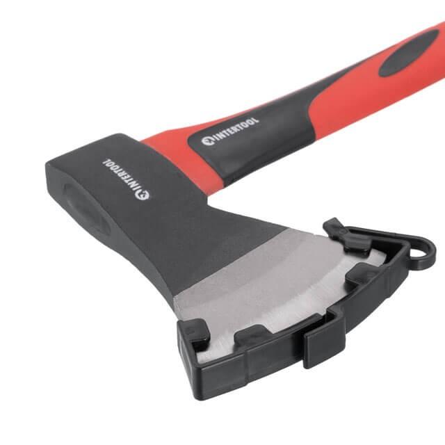 Топоры, колуны INTERTOOL Топор 600г., ручка из фибергласса HT-0261