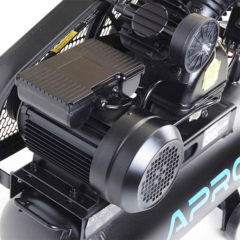 Компрессоры воздушные APRO Компрессор двухцилиндровый ременный OFBD-50 2.2кВт 402л/мин 8бар 50л (2 крана) + масло 0,5л 850181
