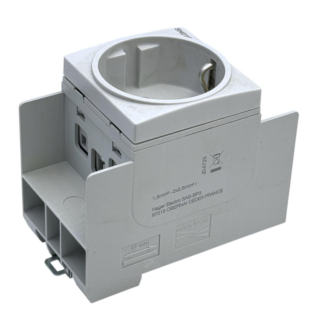 Розетки на DIN-рейку Hager Розетка на DIN-рейку з/з 16A 2Р+РЕ AC30 SN016