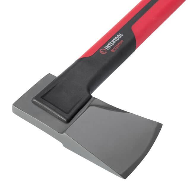 Сокири, колуни INTERTOOL STORM Сокира 1230 г, ручка з фібергласу HT-0293