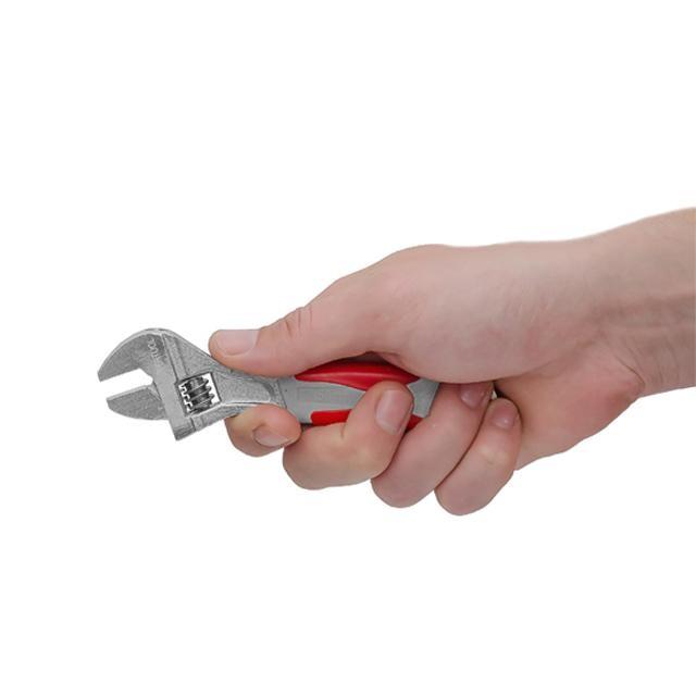 Ключі розвідні INTERTOOL Ключ розвідний 150 мм, ізольована рукоятка, нікелеве покриття XT-0015