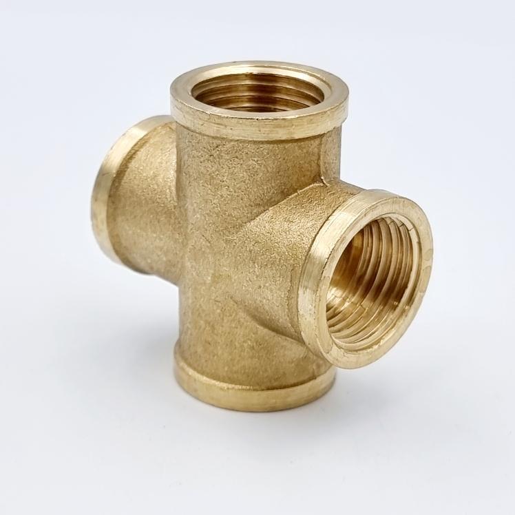 Резьбовые фитинги латунные LEXLINE Крестовина  15 (1/2) ВВВВ К4601 PROFI