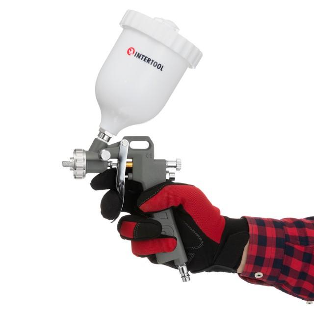 Краскопульты пневмат. INTERTOOL Краскопульт пневматический HP, форсунка 1.5мм, верхний пластиковый бачок 600мл, 5bar PT-0204