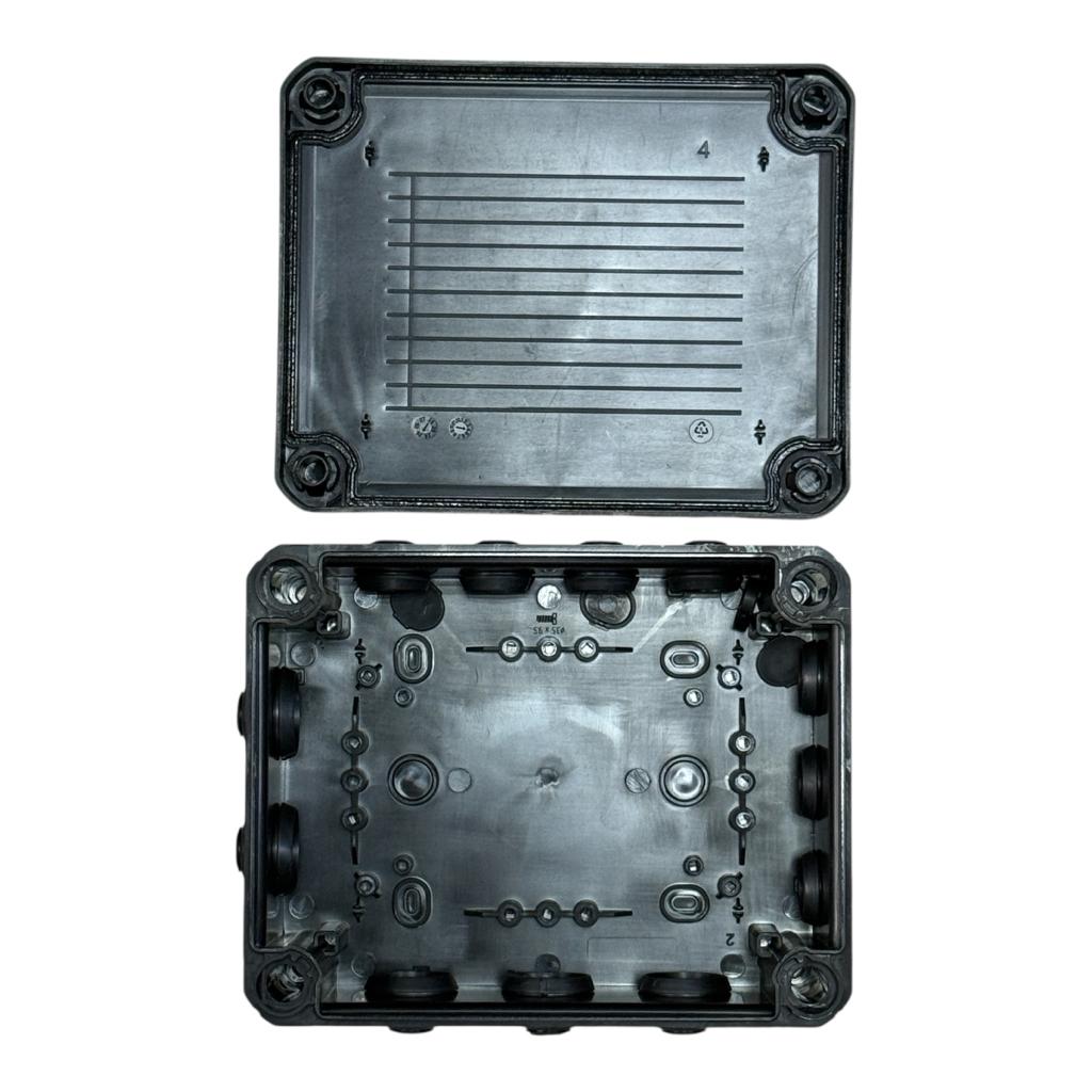 Розподільчі коробки NEOMAX Розподільна коробка зовнішня IP66 190*150*75мм. ЧОРНА (без клем) NX1147
