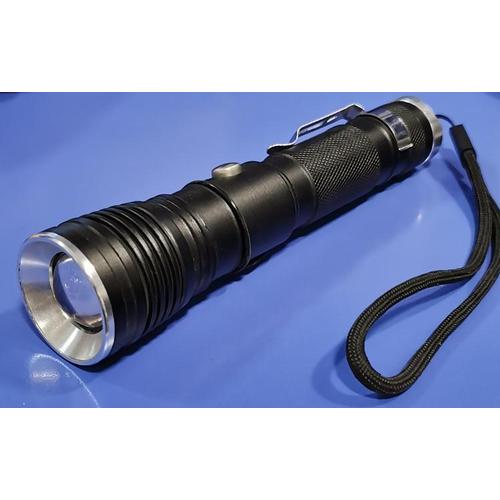 POLICE Фонарь ручной 235