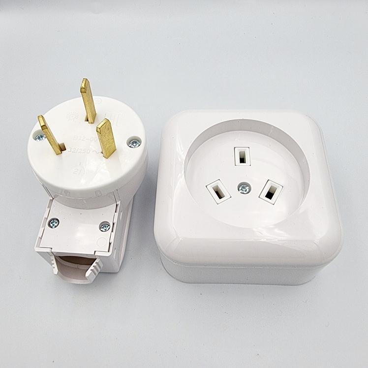 BYLECTRICA Розетка наружная РС 32-006 + вилка В32-001 220V 32A PA32-002+B32-001