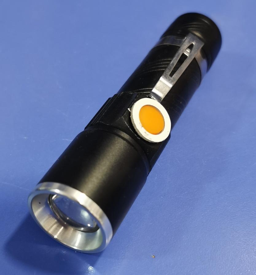 POLICE Фонарь ручной USB 517