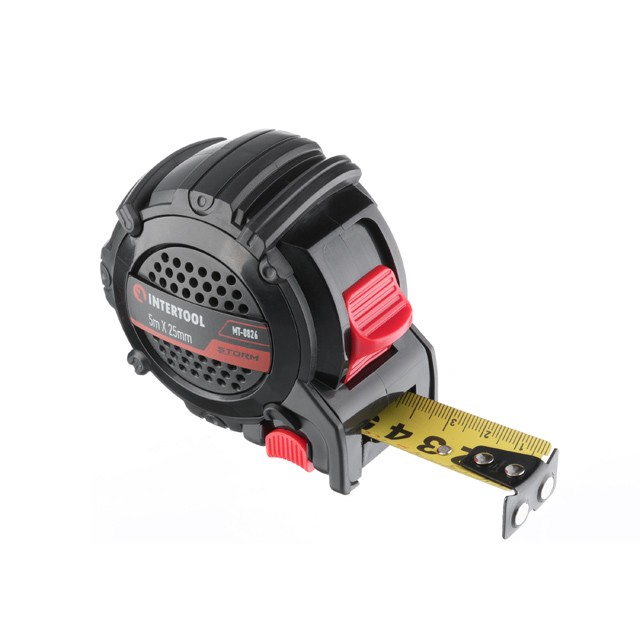 INTERTOOL STORM Рулетка с металлическим полотном покрытым нейлоном и магнитами на зацепе 5м*25мм MT-0826