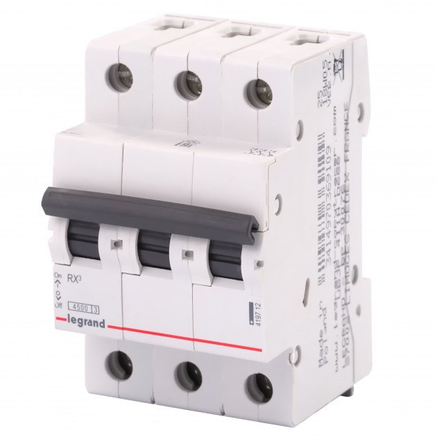 Legrand Автоматический выключатель 3P 16A RX3